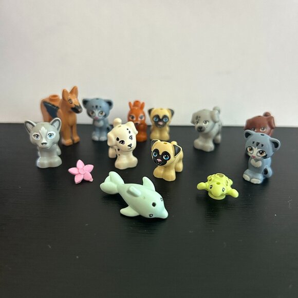 Lego Mini Figure Pets Dogs Cats Fox Dolphin Flower Turtle Lot of 13 Animals - Picture 1 of 5